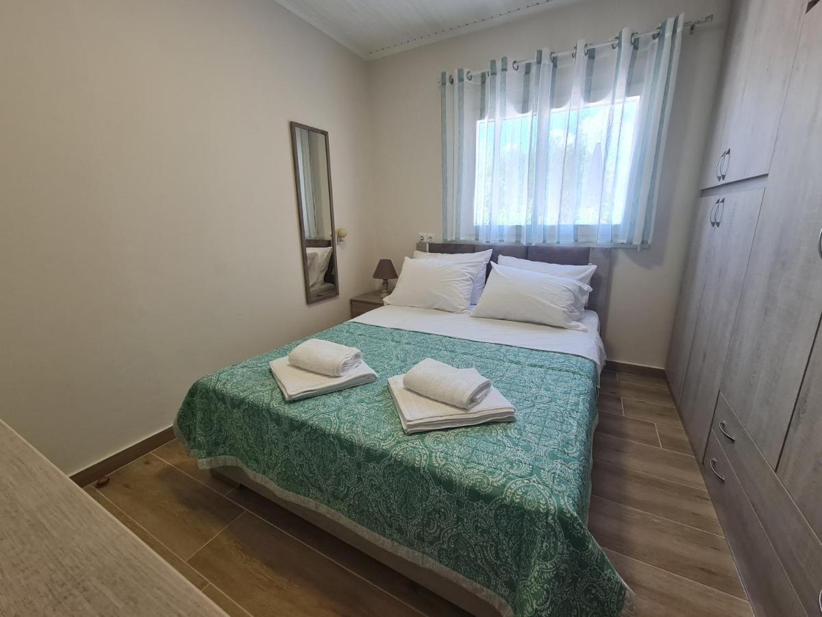Stella'S Garden Villa PalaiónTsiflíkion Dış mekan fotoğraf