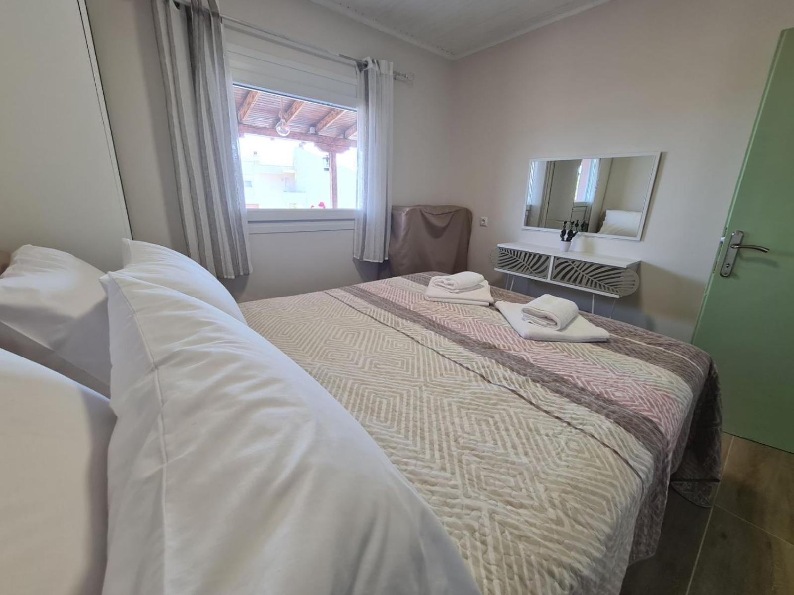 Stella'S Garden Villa PalaiónTsiflíkion Dış mekan fotoğraf